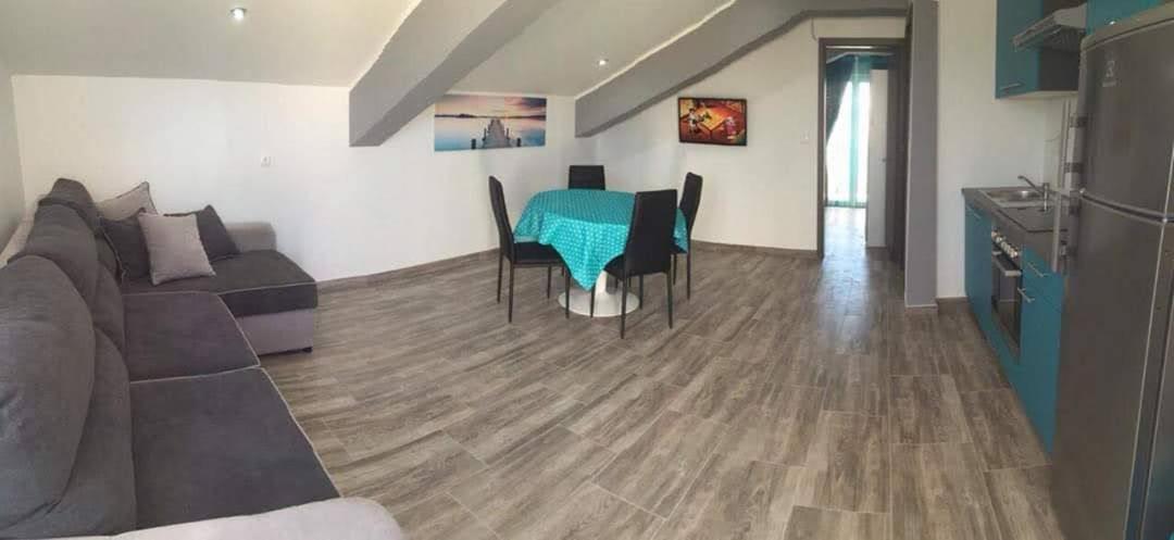 Apartmani Villa Anna Razanac Luaran gambar