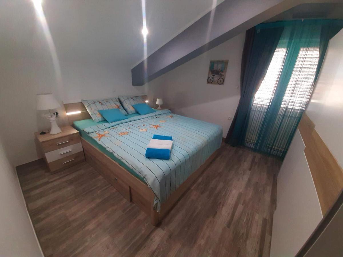 Apartmani Villa Anna Razanac Luaran gambar